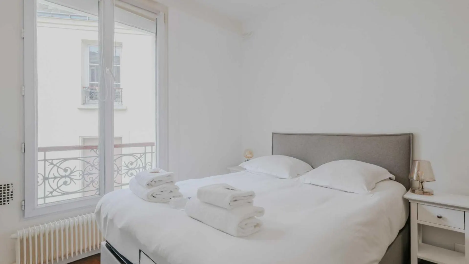 Peaceful Apartment - 1Bd- 4P - Montmartre Parigi