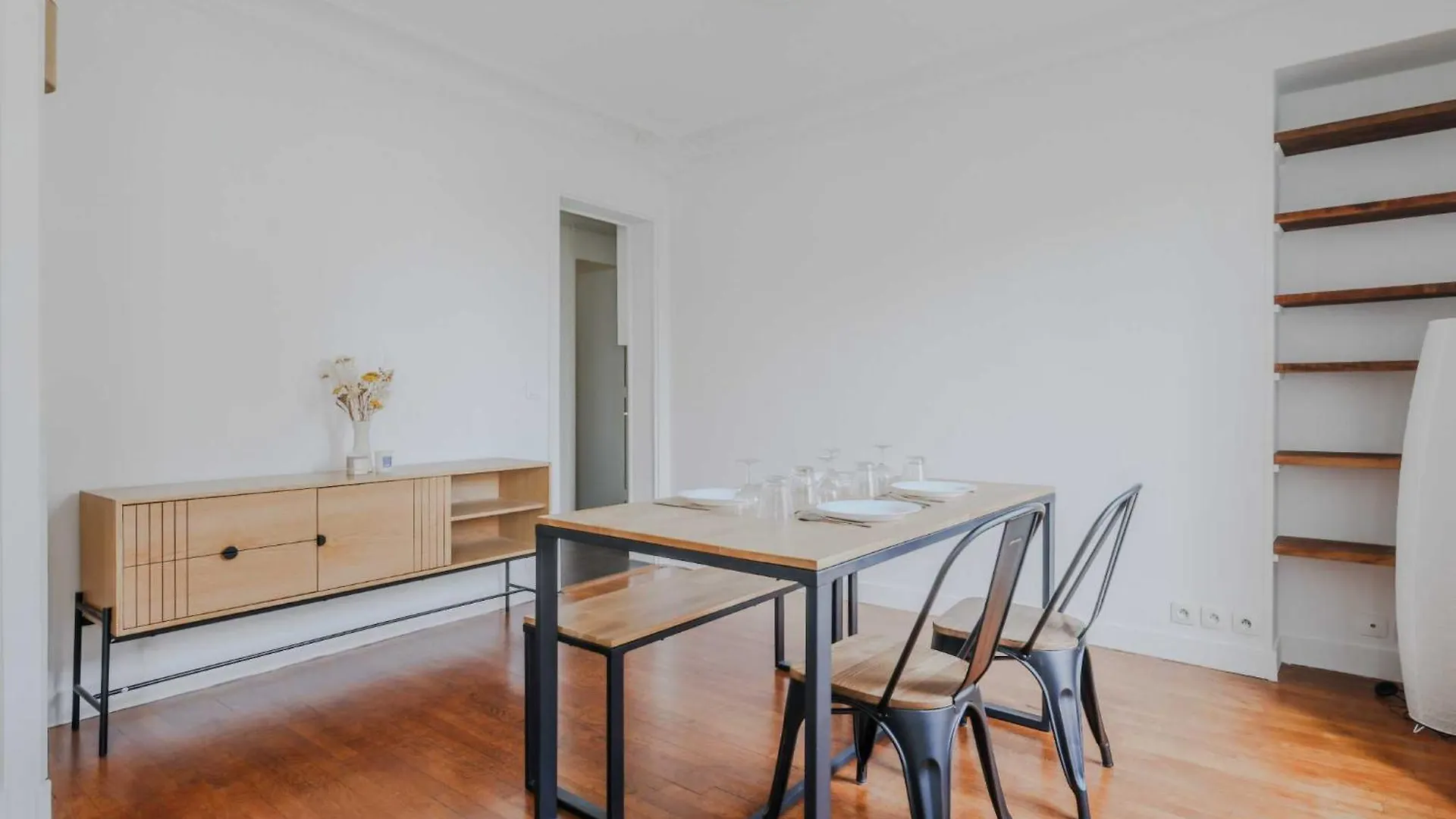 Peaceful Apartment - 1Bd- 4P - Montmartre Paris 0*,  France