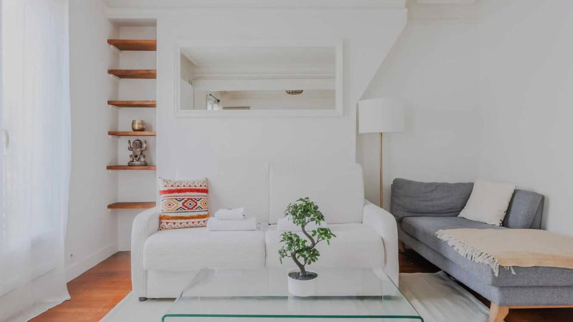 Peaceful Apartment - 1Bd- 4P - Montmartre Paris